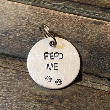 DOG OR CAT tag, “Feed Me” tag, ..